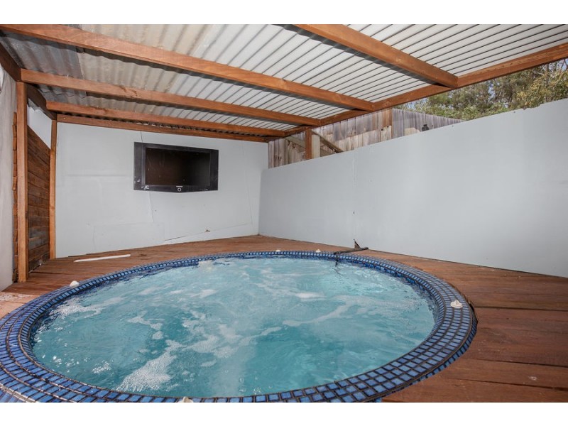 18 Yarwood Cresent, Ormeau Hills QLD 4208