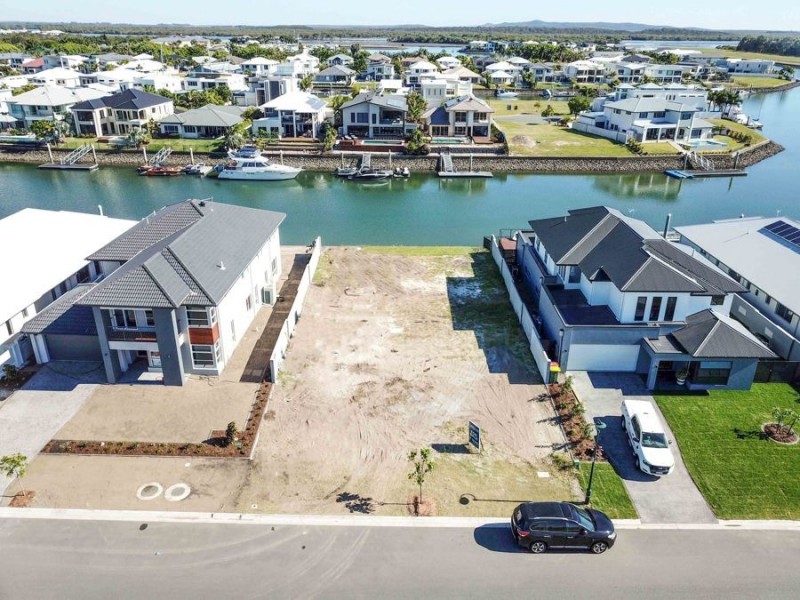 38 Poinciana Place, Jacobs Well QLD 4208