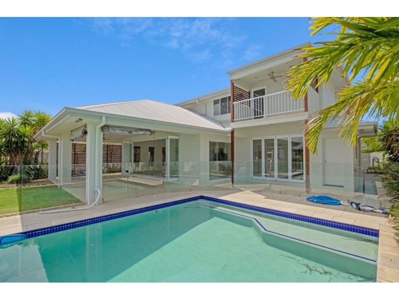 33 Marina Parade, Jacobs Well QLD 4208