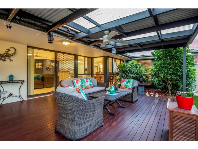 6 Drumbeat Pl, Coomera Waters QLD 4209