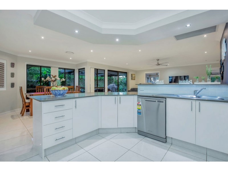 6 Drumbeat Pl, Coomera Waters QLD 4209