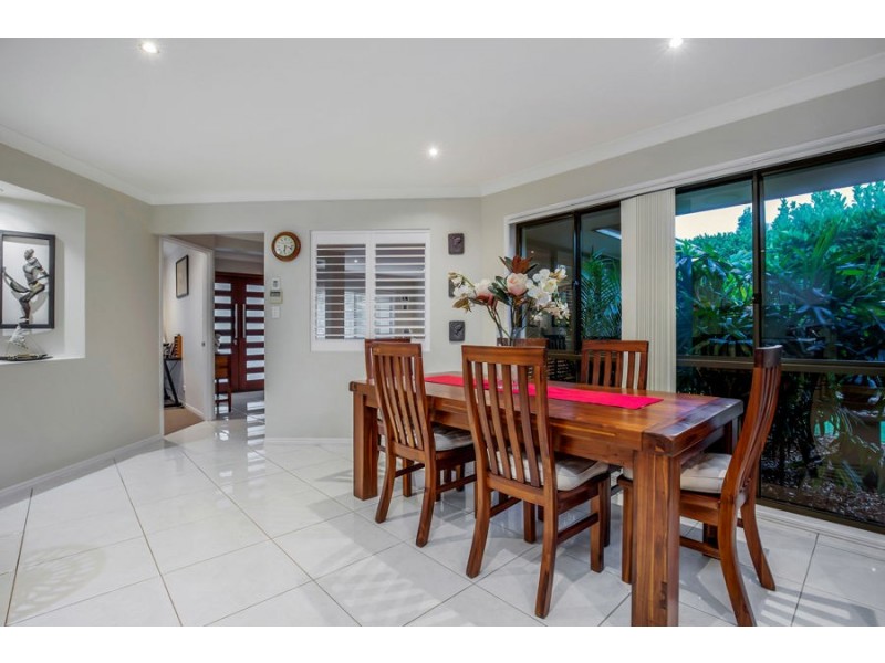 6 Drumbeat Pl, Coomera Waters QLD 4209