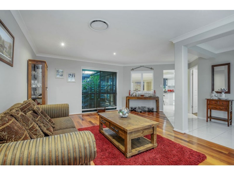 6 Drumbeat Pl, Coomera Waters QLD 4209