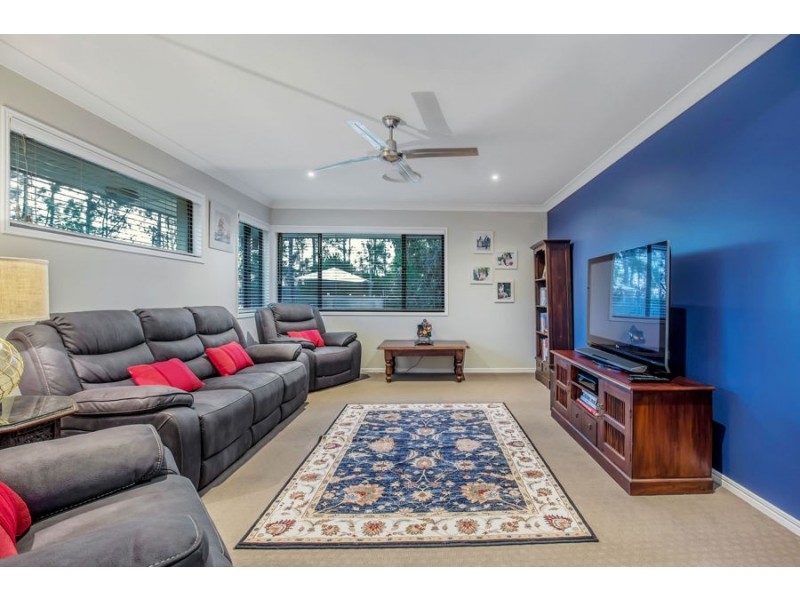 6 Drumbeat Pl, Coomera Waters QLD 4209