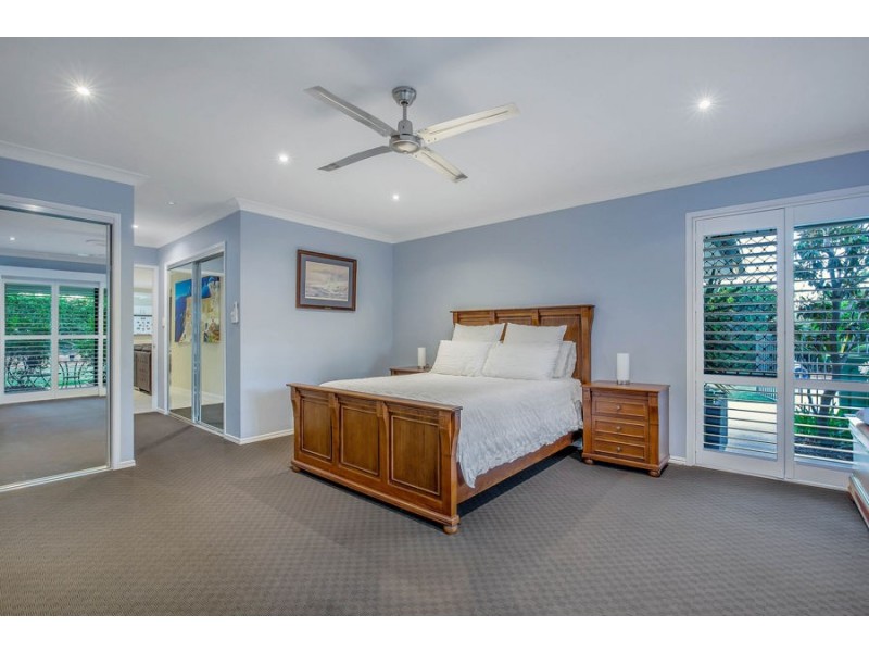 6 Drumbeat Pl, Coomera Waters QLD 4209