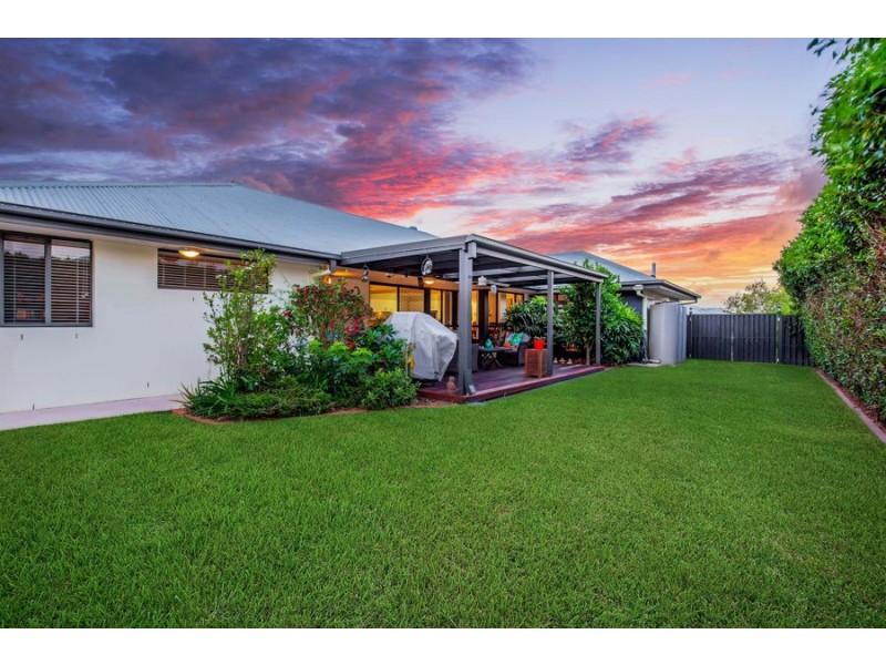 6 Drumbeat Pl, Coomera Waters QLD 4209