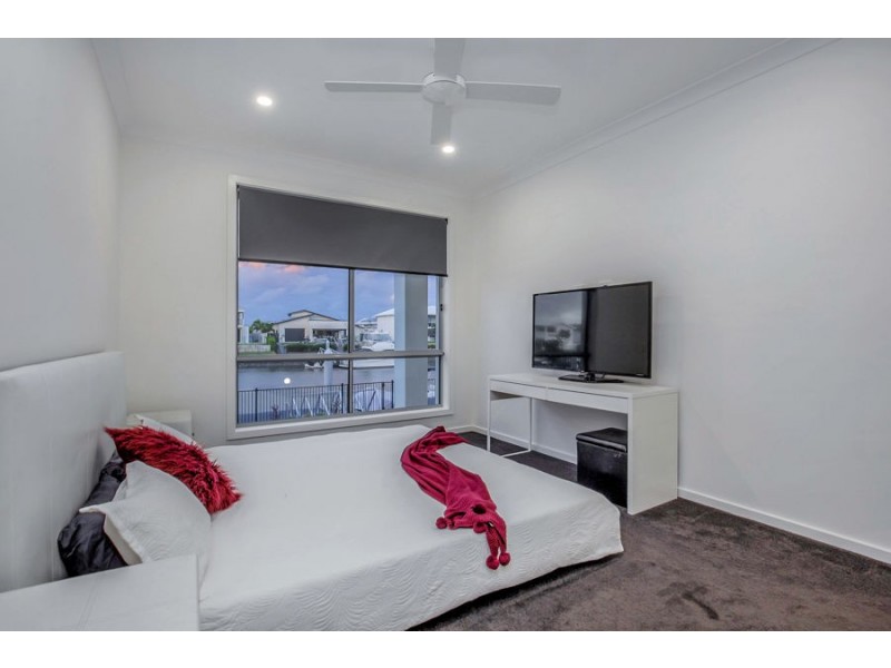 22 Paradise Parade, Jacobs Well QLD 4208