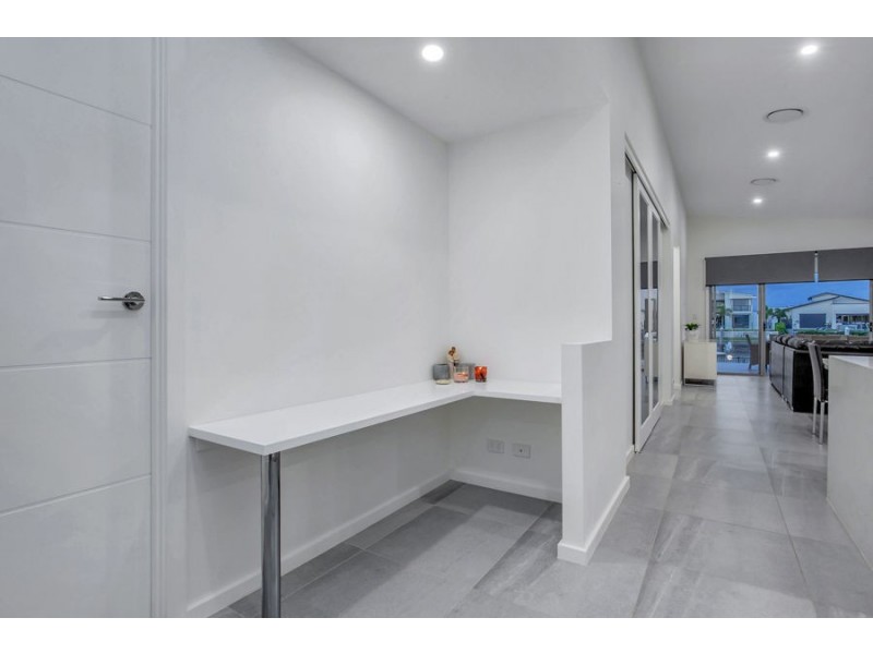 22 Paradise Parade, Jacobs Well QLD 4208