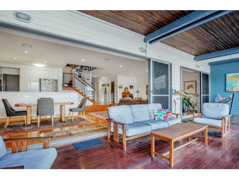 8/1 Manacor Place, Coombabah QLD 4216