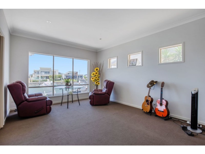 31 Marina Parade, Jacobs Well QLD 4208