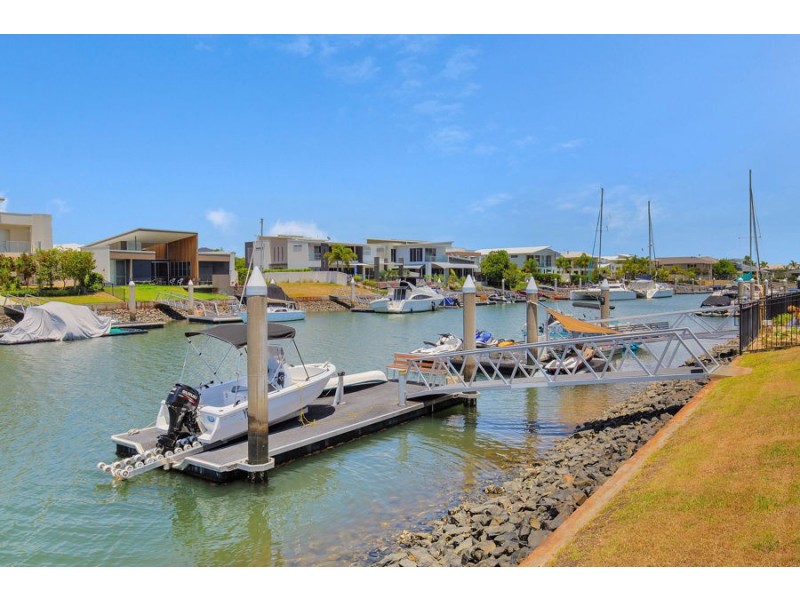 31 Marina Parade, Jacobs Well QLD 4208