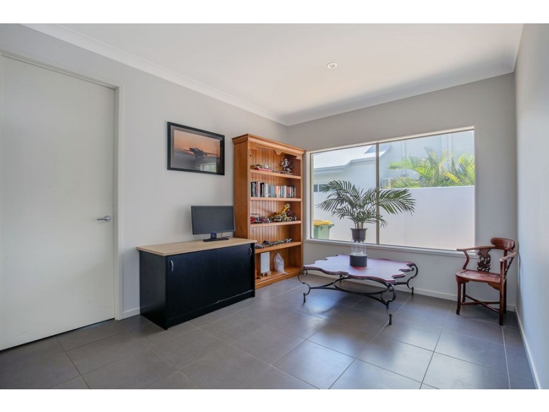 31 Marina Parade, Jacobs Well QLD 4208