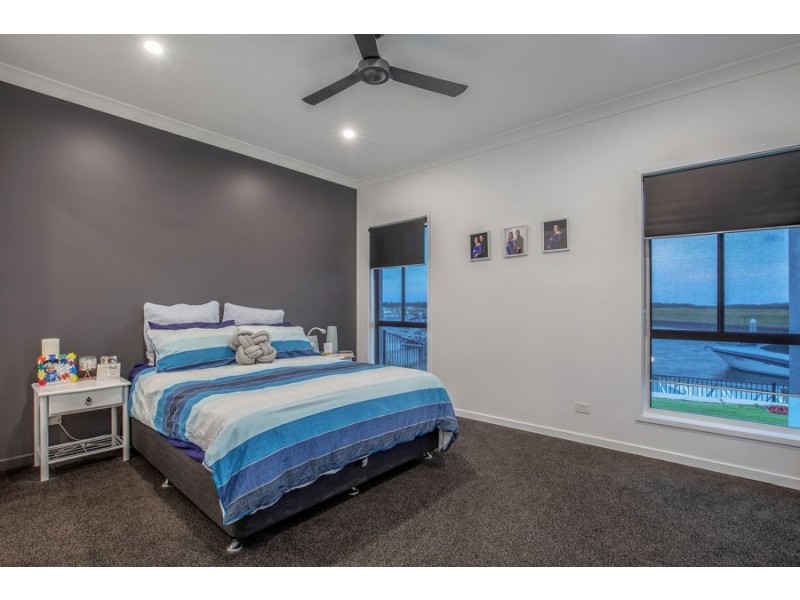 3 Paradise Parade, Jacobs Well QLD 4208