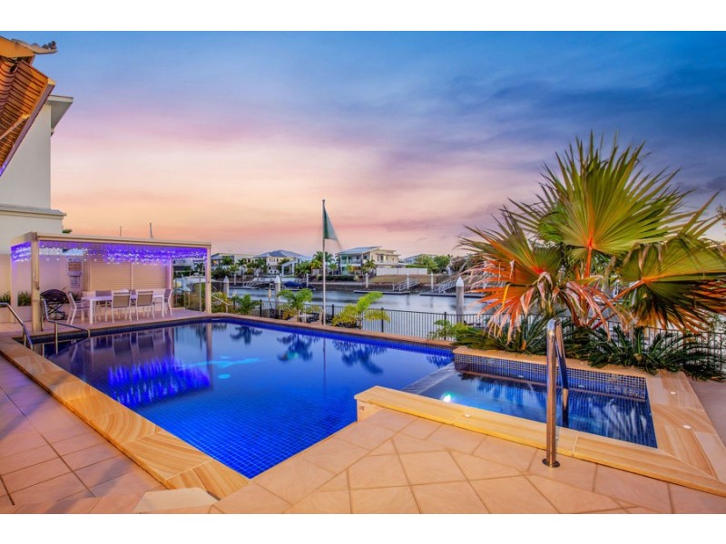 9 Marina Parade, Jacobs Well QLD 4208