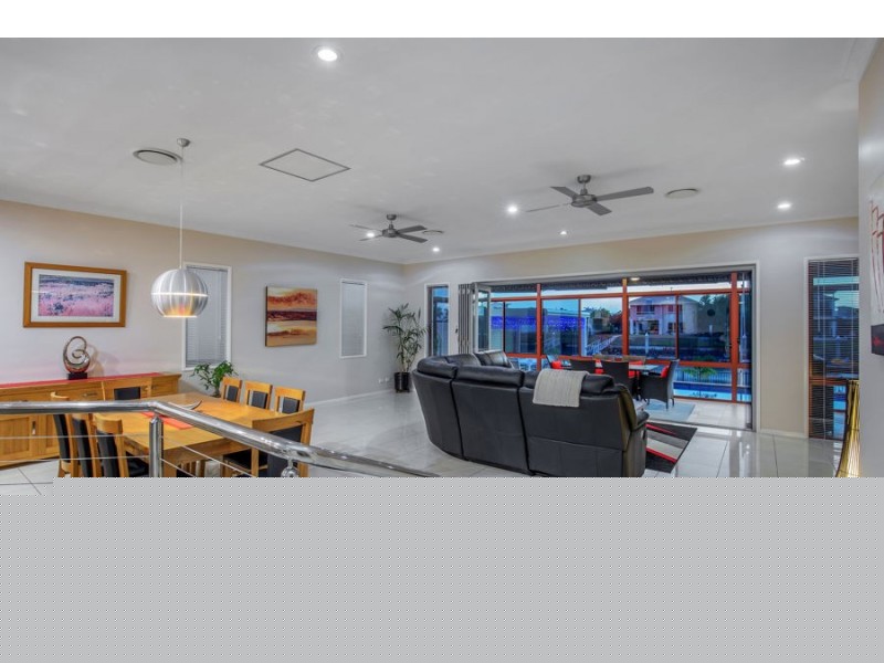 9 Marina Parade, Jacobs Well QLD 4208