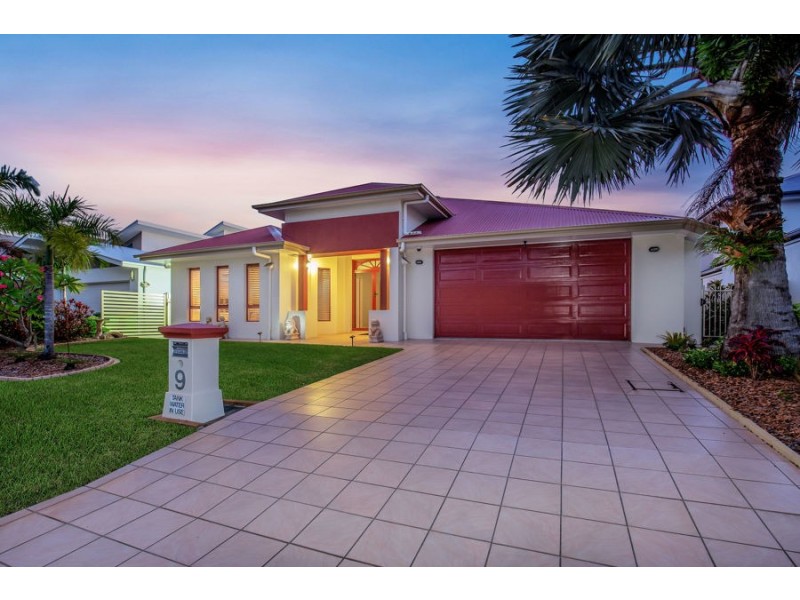 9 Marina Parade, Jacobs Well QLD 4208