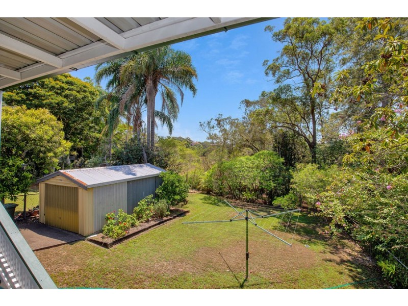 106 Esher Street, Holland Park West QLD 4121