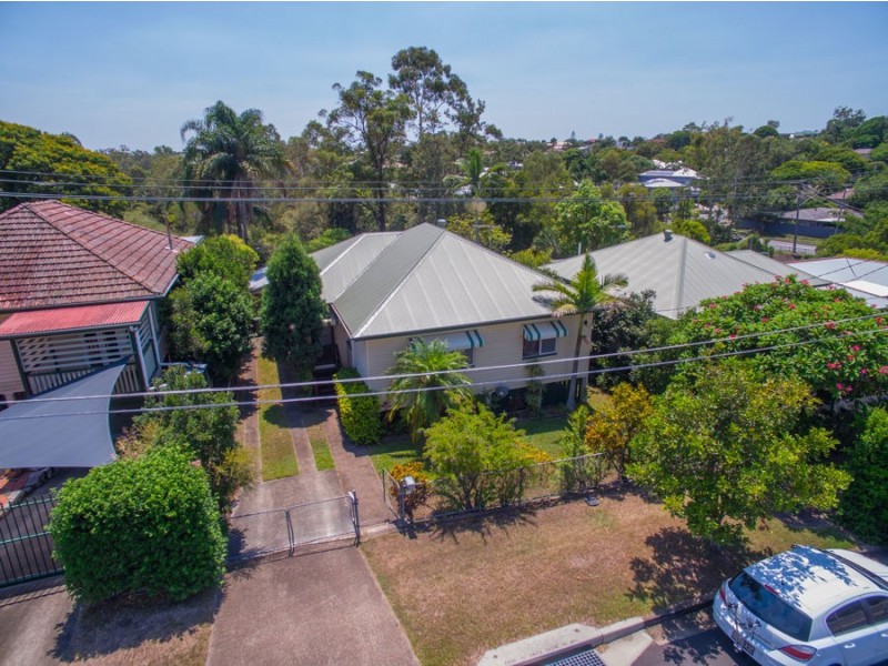 106 Esher Street, Holland Park West QLD 4121