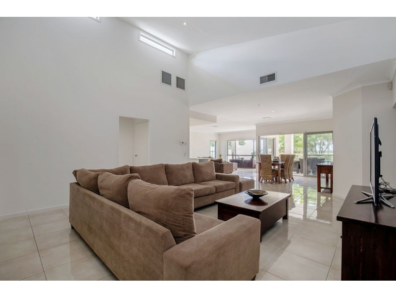 12 Marina Parade, Jacobs Well QLD 4208