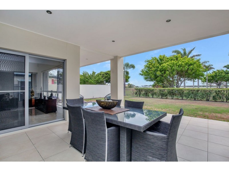 12 Marina Parade, Jacobs Well QLD 4208