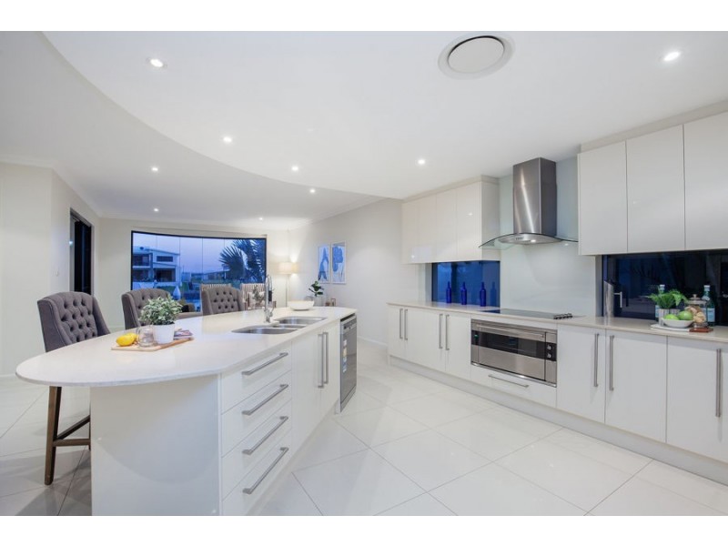 27 Windward Place, Jacobs Well QLD 4208