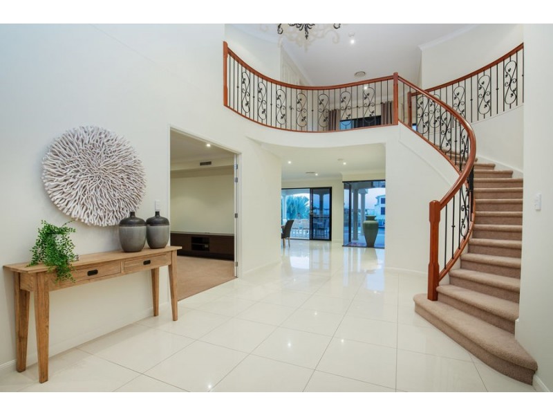 27 Windward Place, Jacobs Well QLD 4208