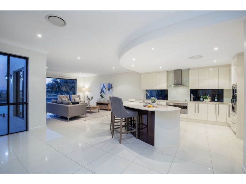 27 Windward Place, Jacobs Well QLD 4208