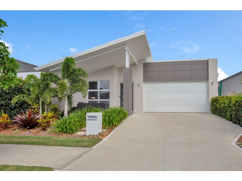 9 Paradise Parade, Jacobs Well QLD 4208