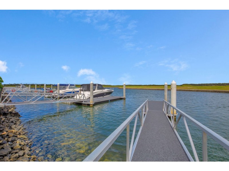 9 Paradise Parade, Jacobs Well QLD 4208