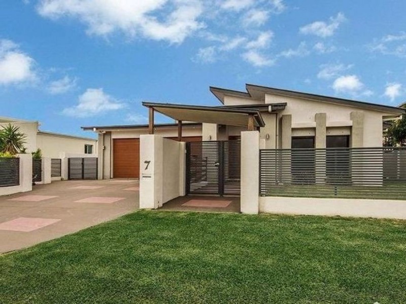 7 Windward place, Jacobs Well QLD 4208