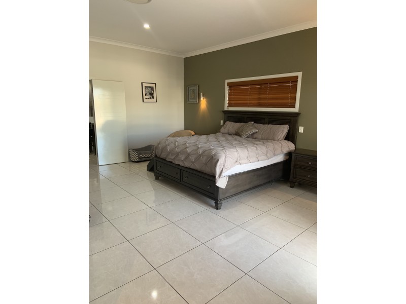 7 Windward place, Jacobs Well QLD 4208