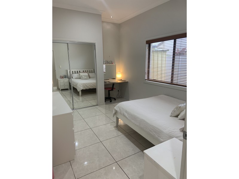 7 Windward place, Jacobs Well QLD 4208