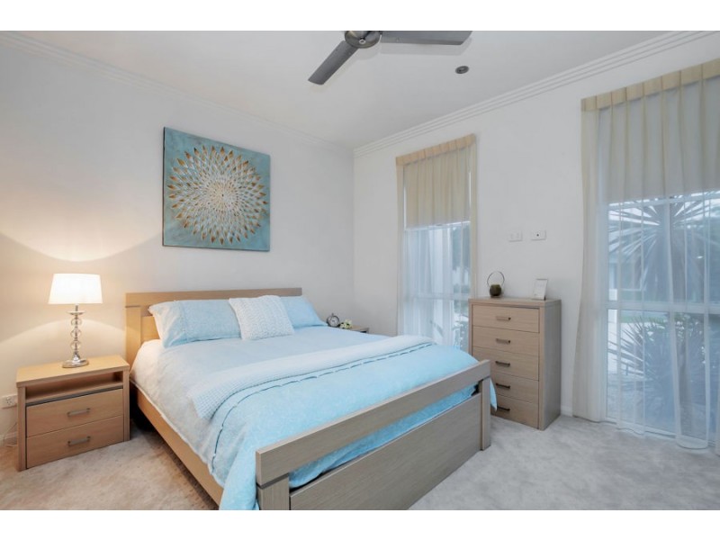 32 Marina Parade, Jacobs Well QLD 4208