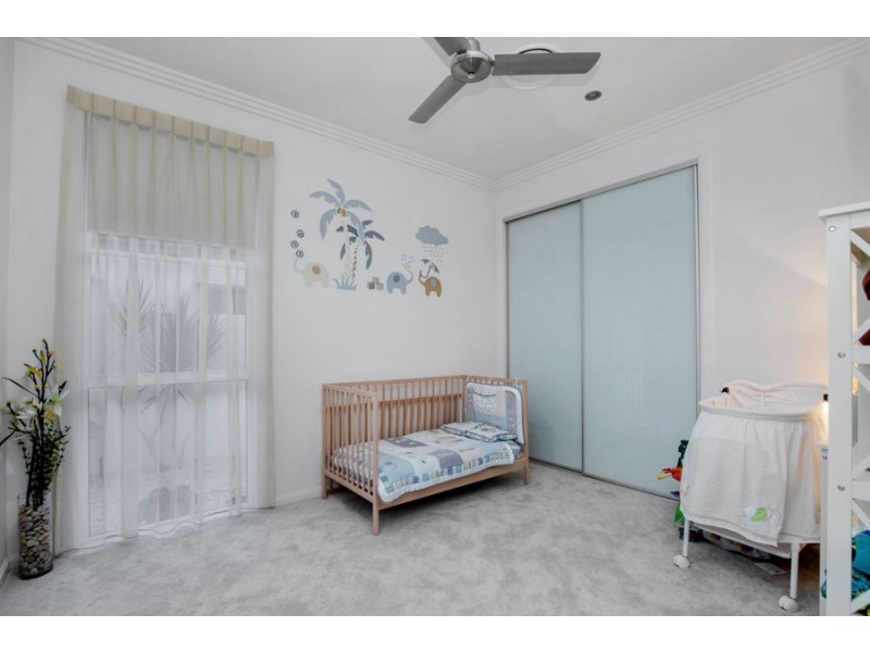 32 Marina Parade, Jacobs Well QLD 4208