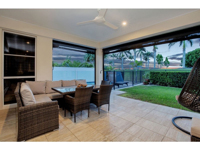 32 Marina Parade, Jacobs Well QLD 4208