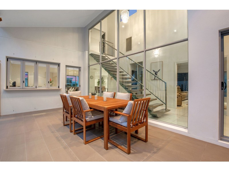 11 Marina Parade, Jacobs Well QLD 4208