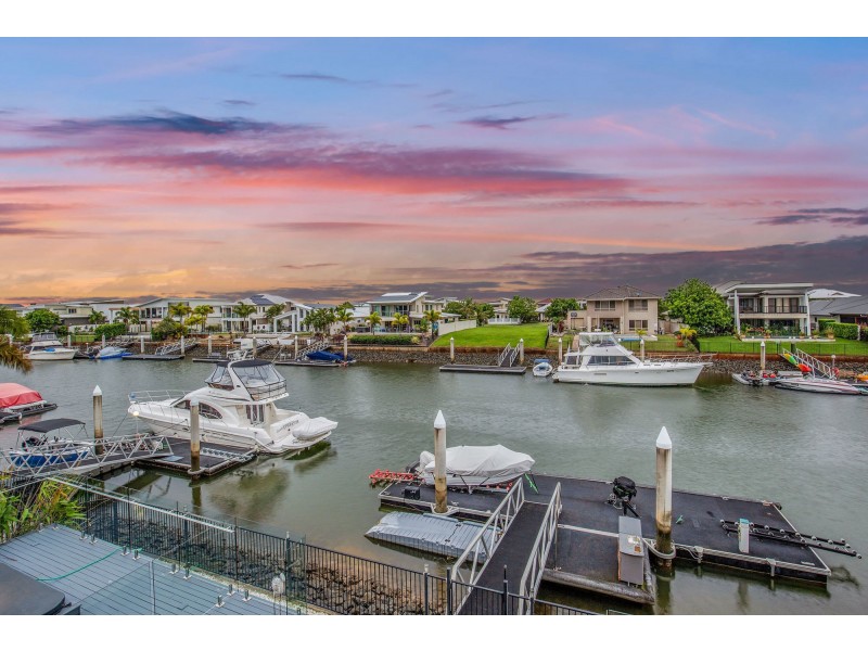 11 Marina Parade, Jacobs Well QLD 4208