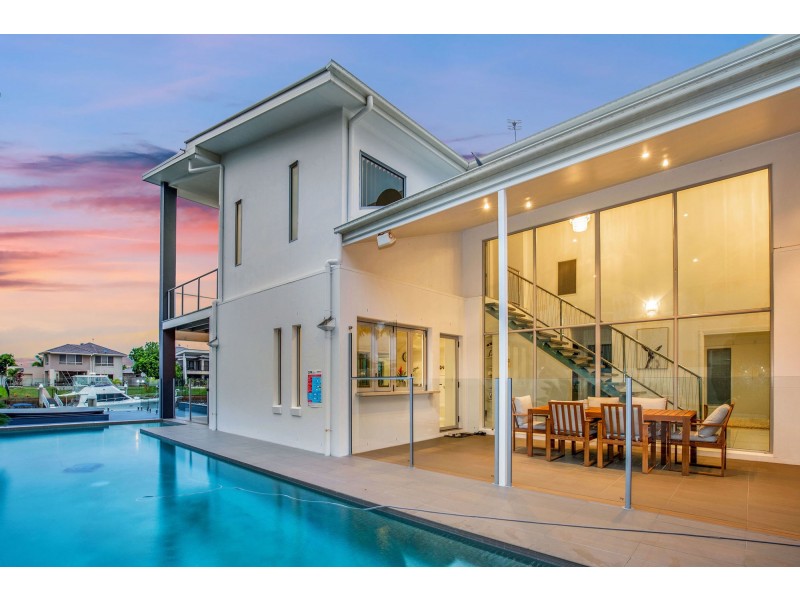 11 Marina Parade, Jacobs Well QLD 4208