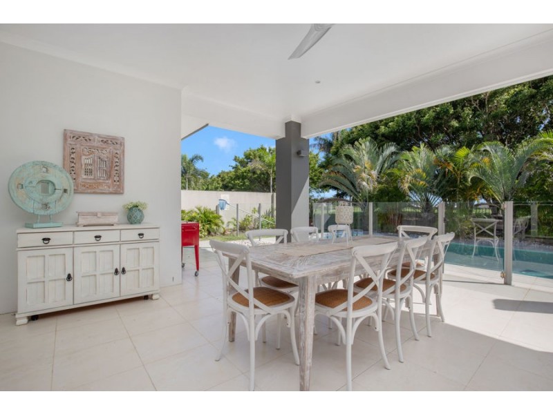 14 Marina Parade, Jacobs Well QLD 4208