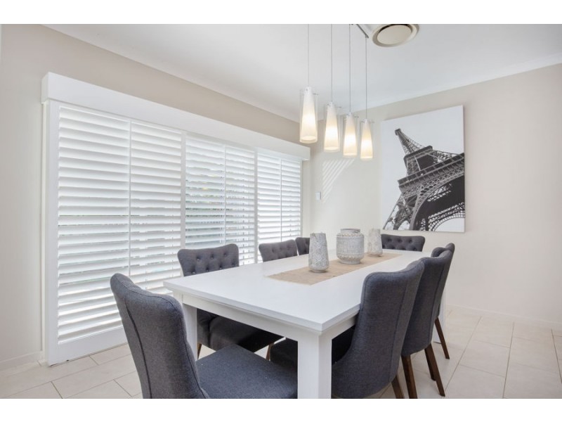 14 Marina Parade, Jacobs Well QLD 4208