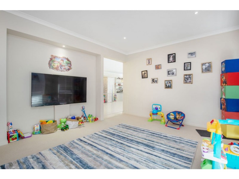 14 Marina Parade, Jacobs Well QLD 4208