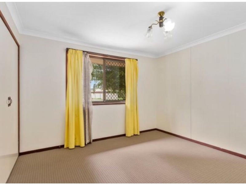 6 Burrinjuck Drive, Coombabah QLD 4216