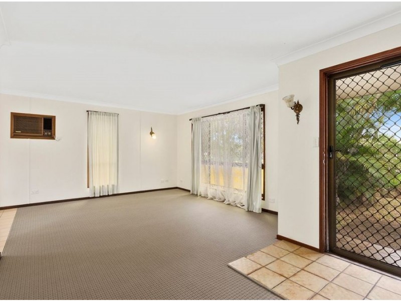 6 Burrinjuck Drive, Coombabah QLD 4216