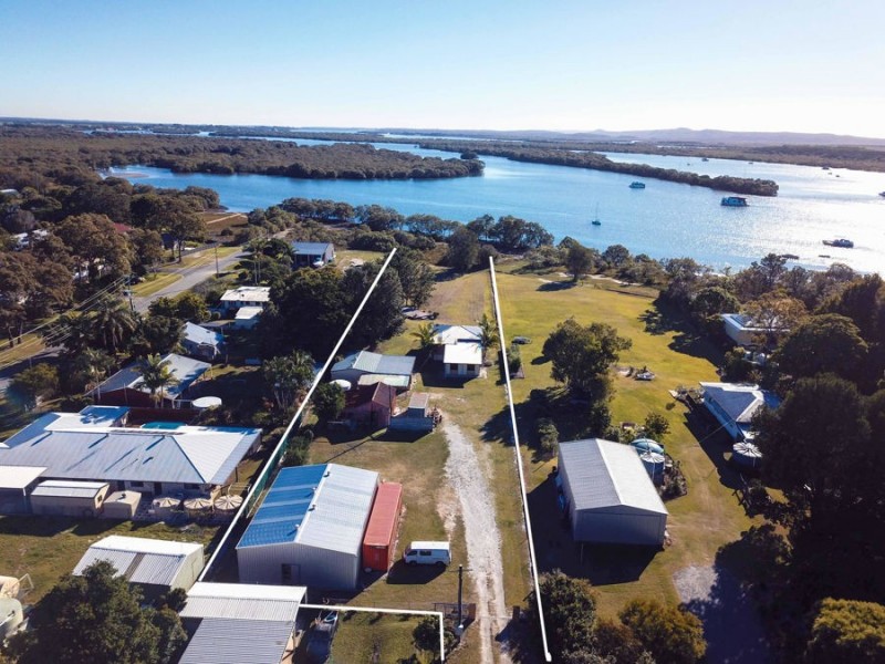 6 Bay Drive, Jacobs Well QLD 4208