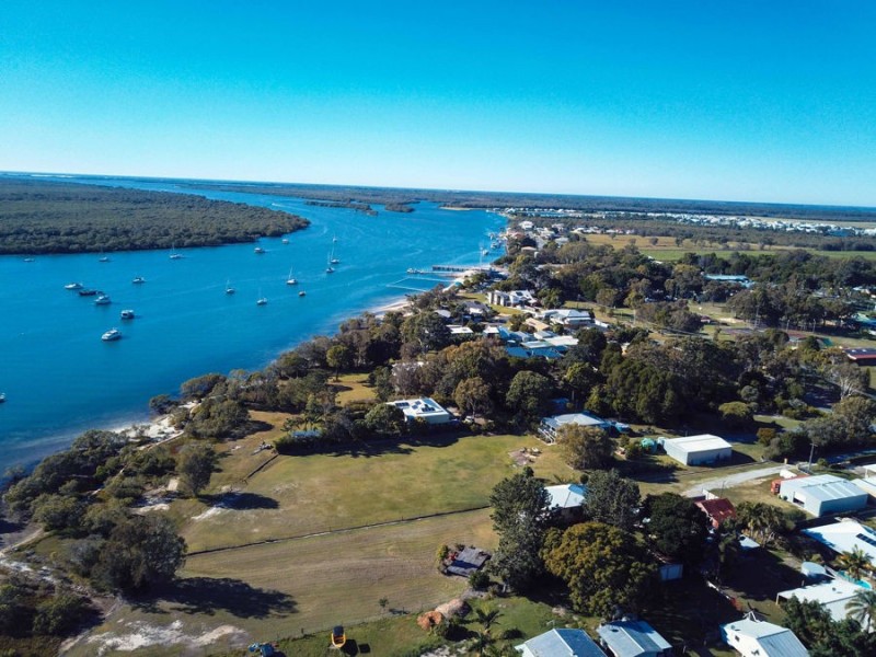 6 Bay Drive, Jacobs Well QLD 4208