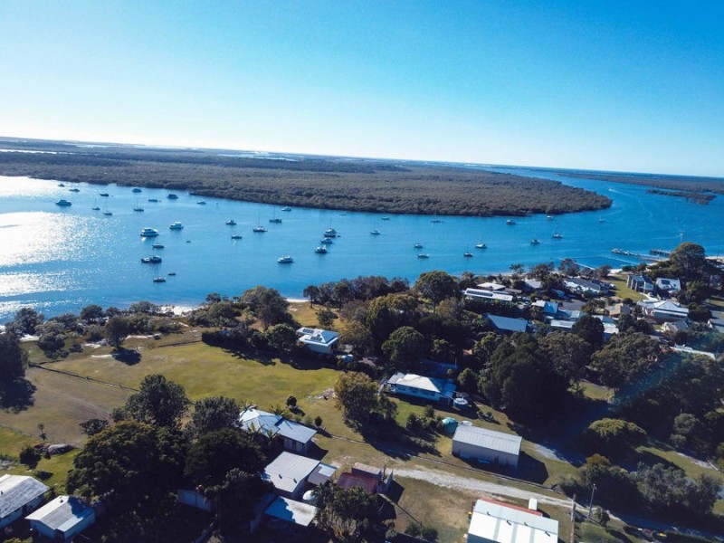 6 Bay Drive, Jacobs Well QLD 4208