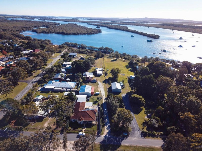 6 Bay Drive, Jacobs Well QLD 4208