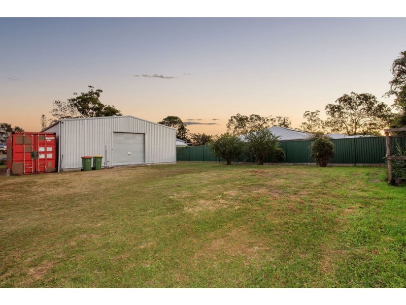 6 Bay Drive, Jacobs Well QLD 4208