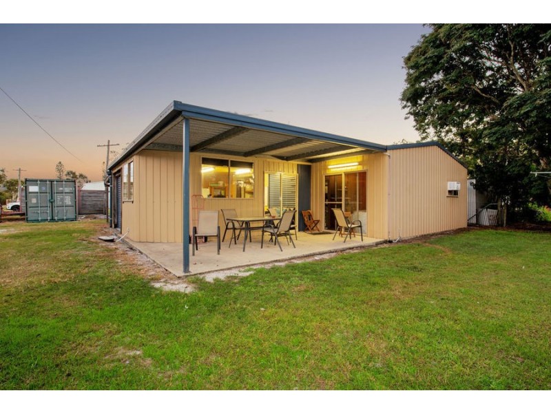 6 Bay Drive, Jacobs Well QLD 4208