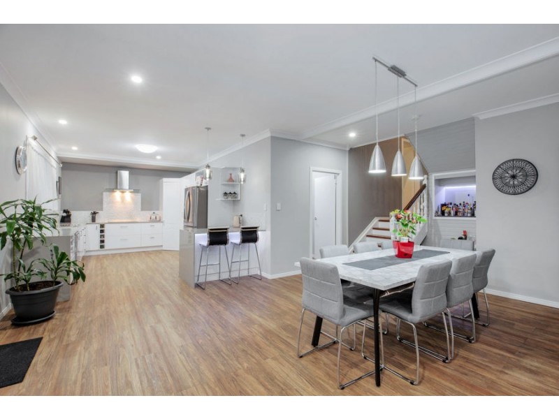 140 Barbaralla Drive, Springwood QLD 4127